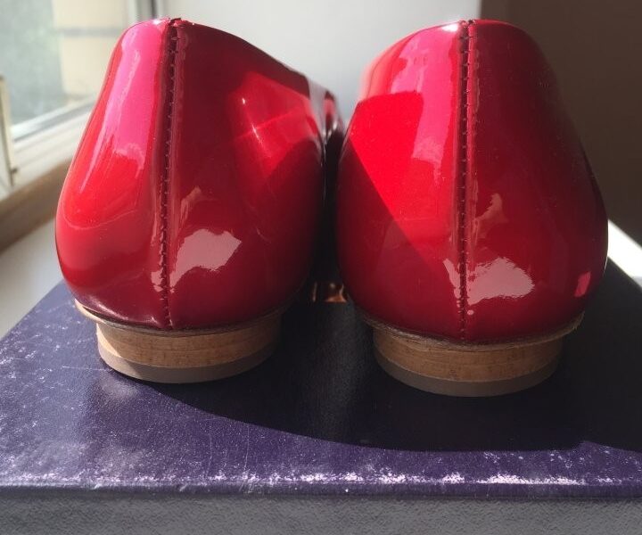 Балетки новые lesilla италия 39 размер красные лак кожа лаковая кожа кожаные мыс открыт вырез туфли
