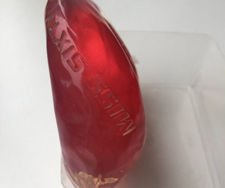 Браслет новый miss sixty красный прозрачный пластик широкий круглый бижутерия вишневый размер средни