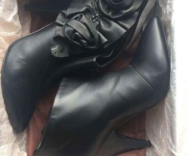 Ботильоны kalliste италия 39 размер черные кожа женские кожаные внутри осень весна демисезонные кабл